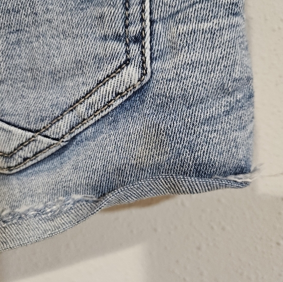 Bke Payton Jean shorts - Picture 6 of 10